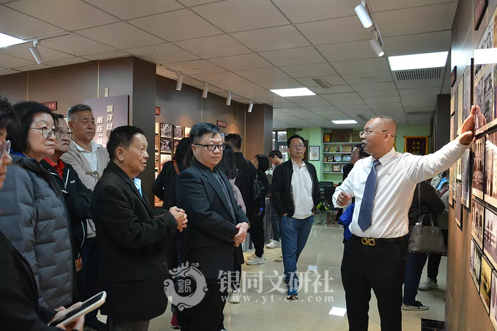 马来西亚霹雳安顺同安金厦公会、霹雳州同安金厦公会莅临银同侨史馆参观交流